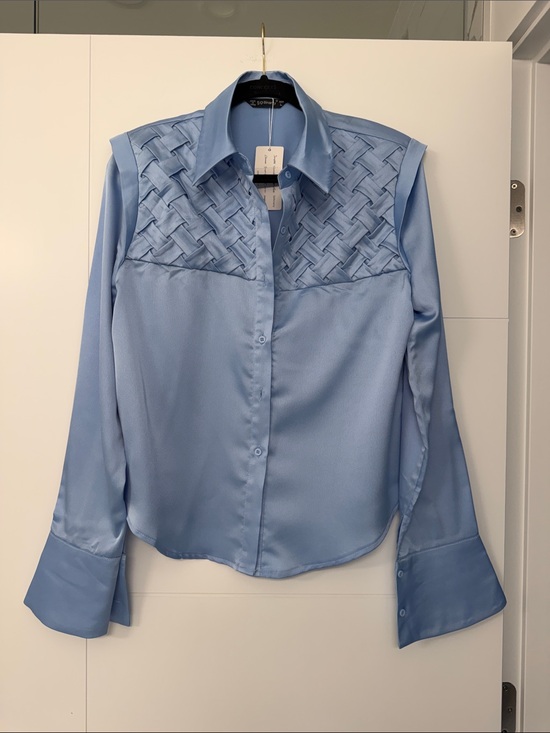 Temu Tops - Woven Yoke Satin Button-Down Shirt in Light Blue Ptp 21”